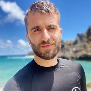 Meet your Posher, Beau